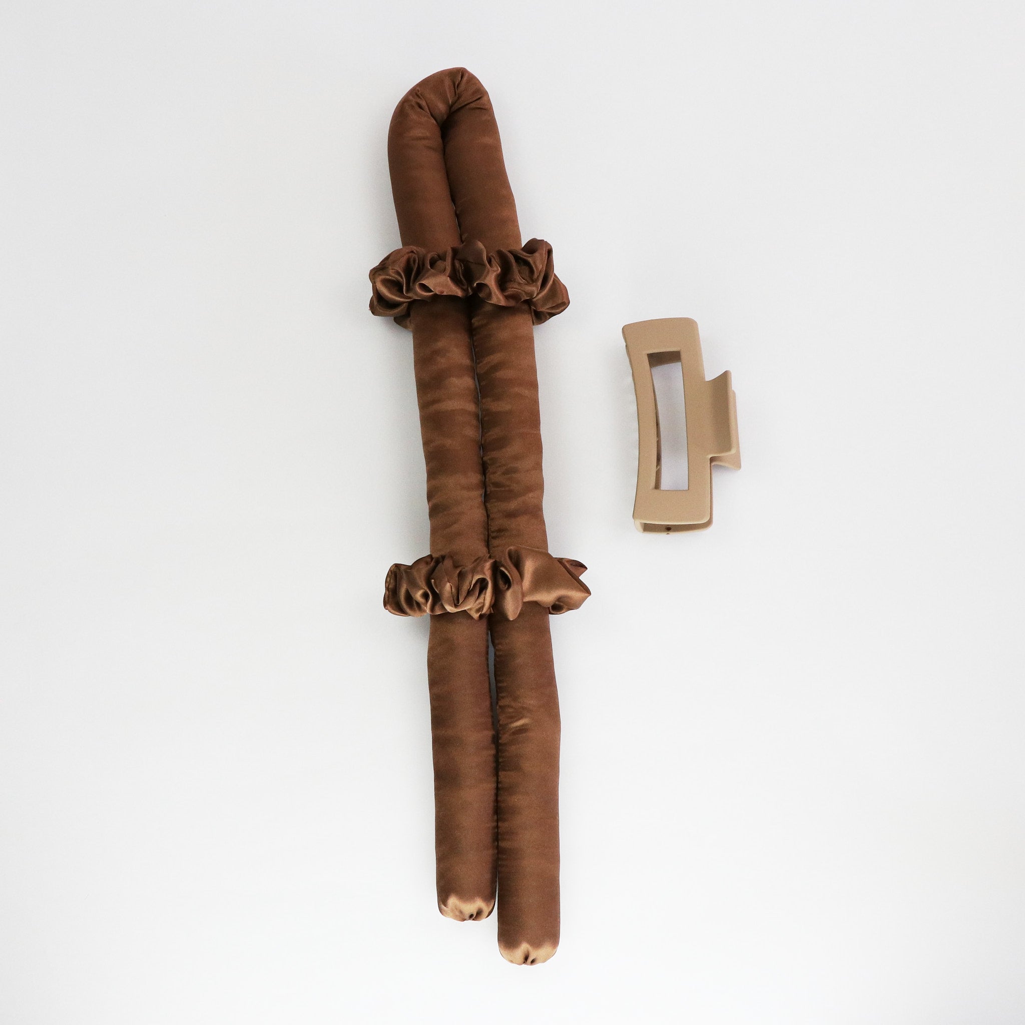 Satin Hitzefreier Lockenwickler mit Haarklammer Kaffee Braun