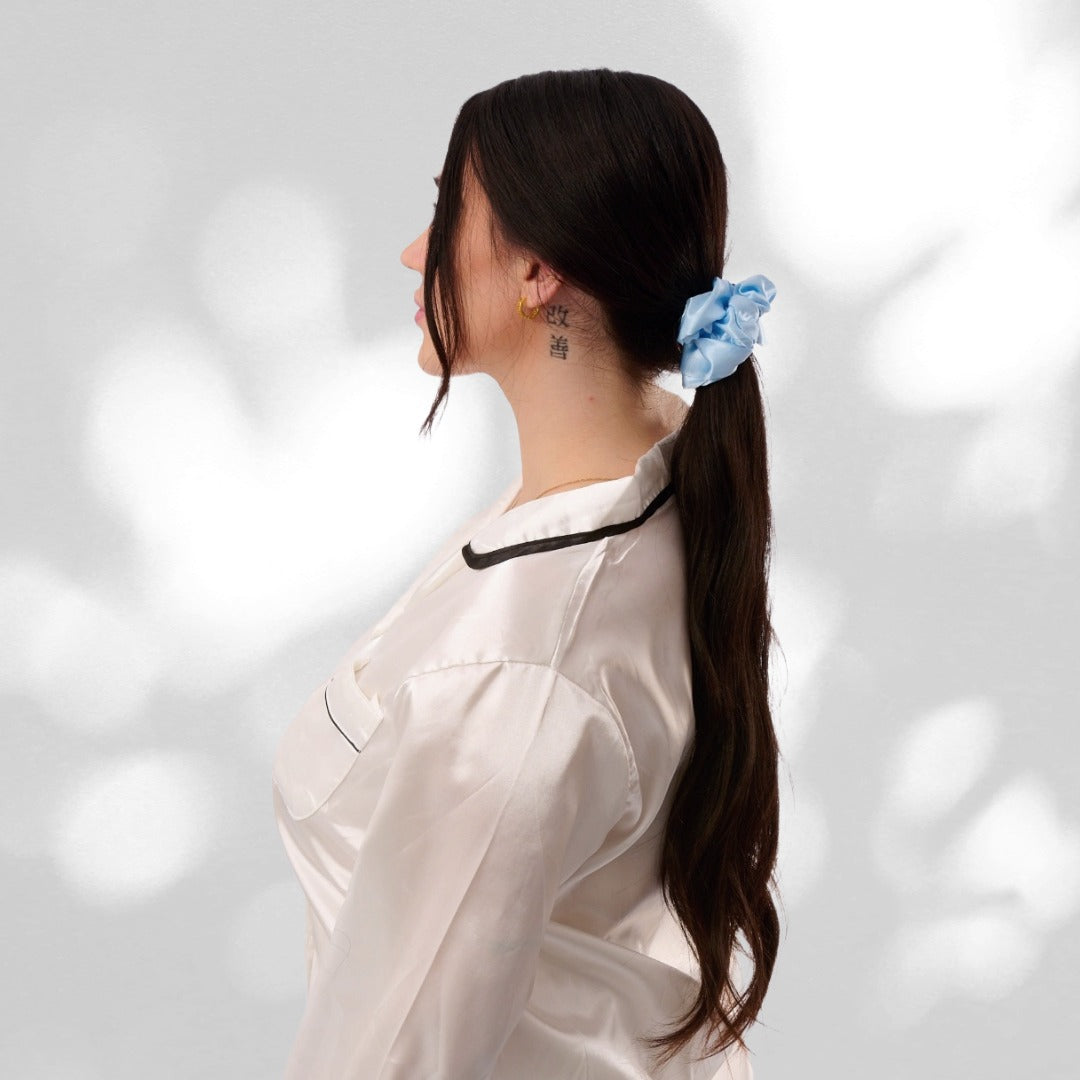 Satin Haargummi Scrunchie XL Baby Blau