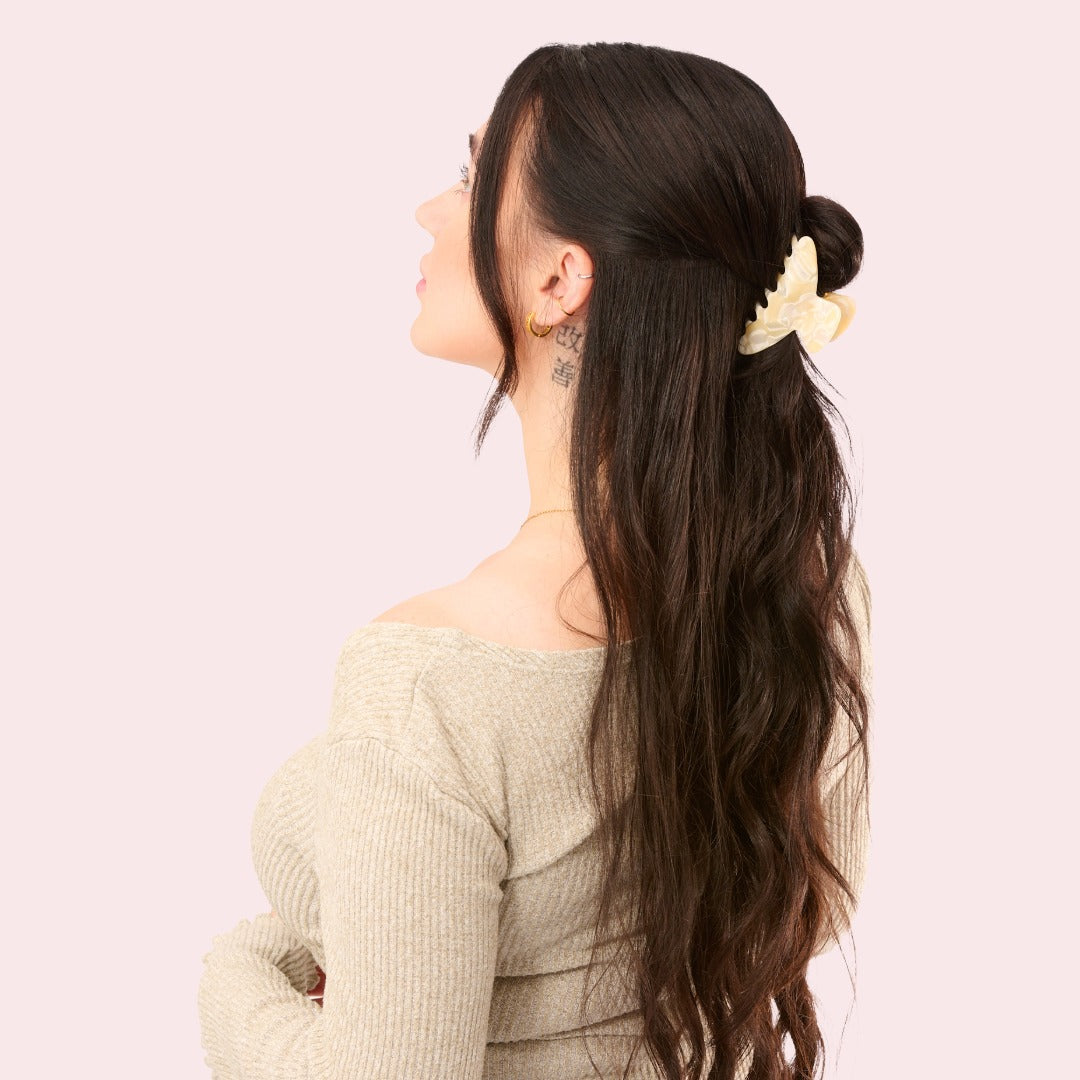 Clara Clip medium Creme Weiss