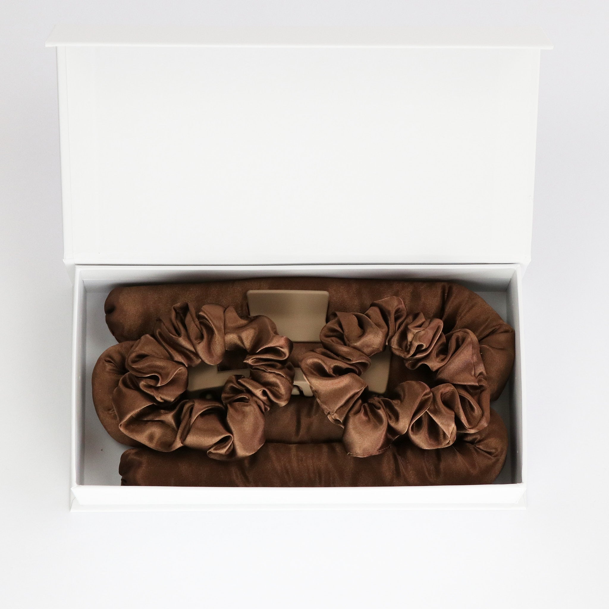 Satin Hitzefreier Lockenwickler mit Haarklammer Kaffee Braun