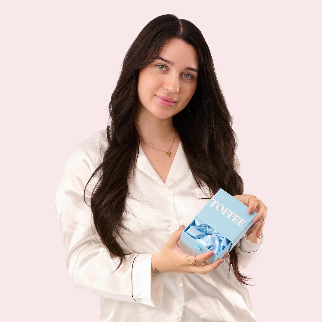 Satin Haargummi Scrunchie mini Baby Blau